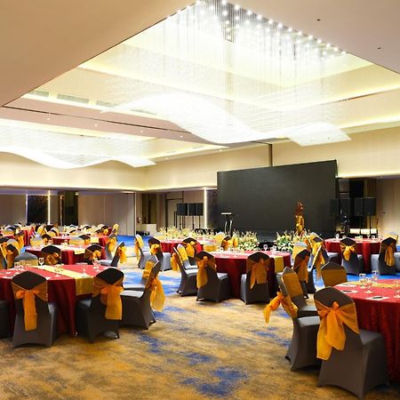 Pentacity Hotel Balikpapan Luaran gambar