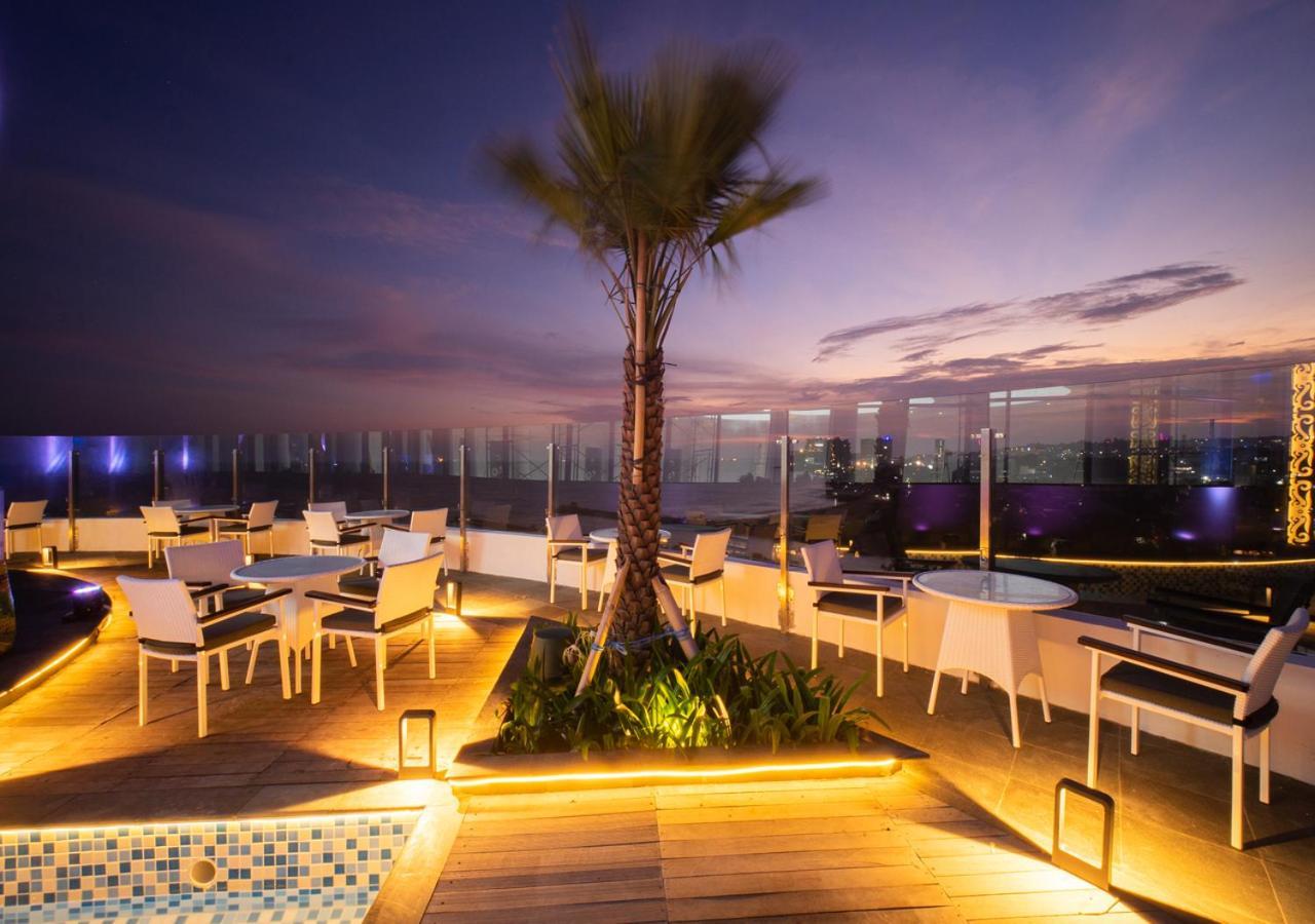 Pentacity Hotel Balikpapan Luaran gambar