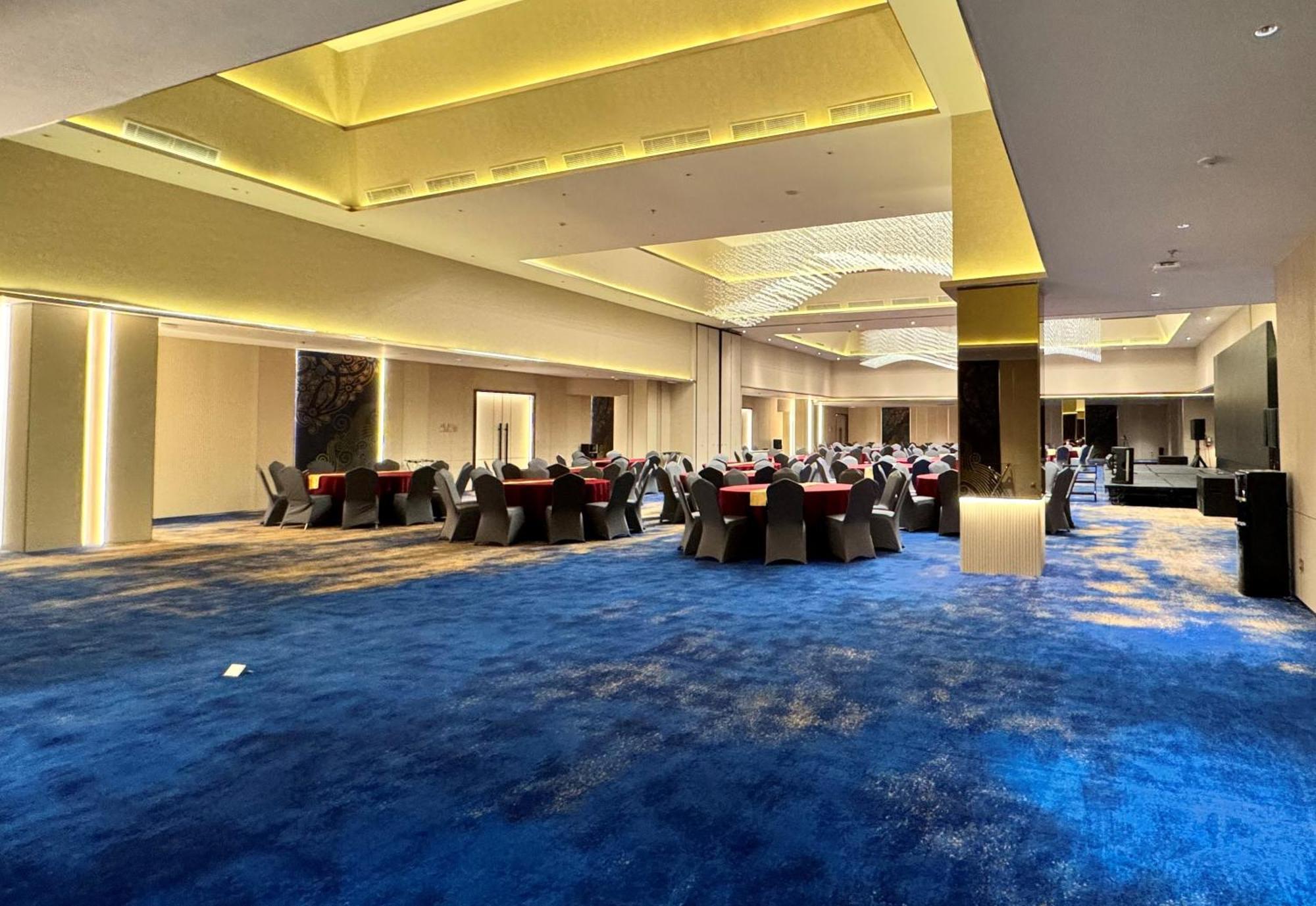 Pentacity Hotel Balikpapan Luaran gambar