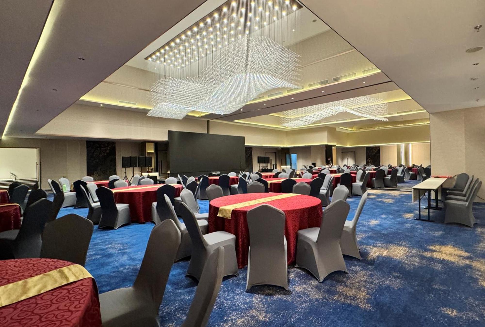 Pentacity Hotel Balikpapan Luaran gambar