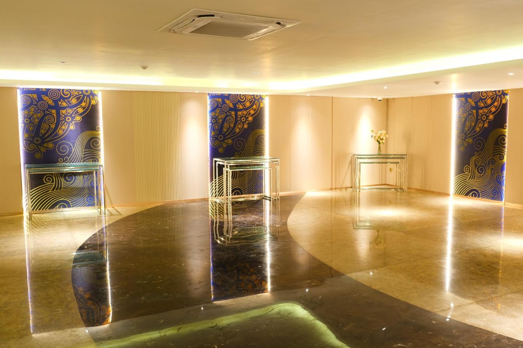 Pentacity Hotel Balikpapan Luaran gambar